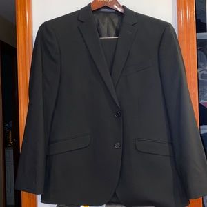 Kenneth Cole ReactionSuit Jacket 40SPants 33W L30